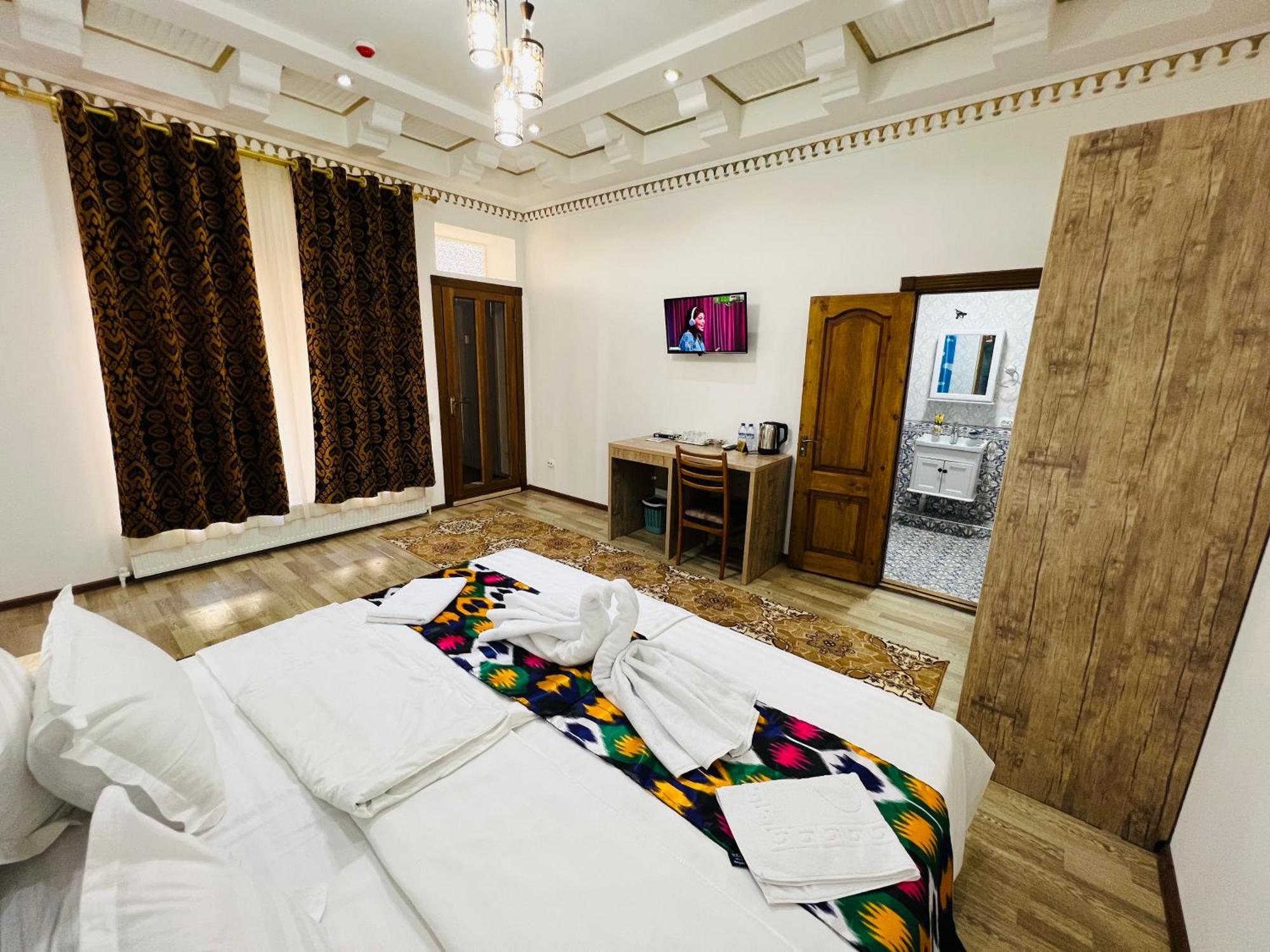 Lola Boutique Hotel بخارى المظهر الخارجي الصورة