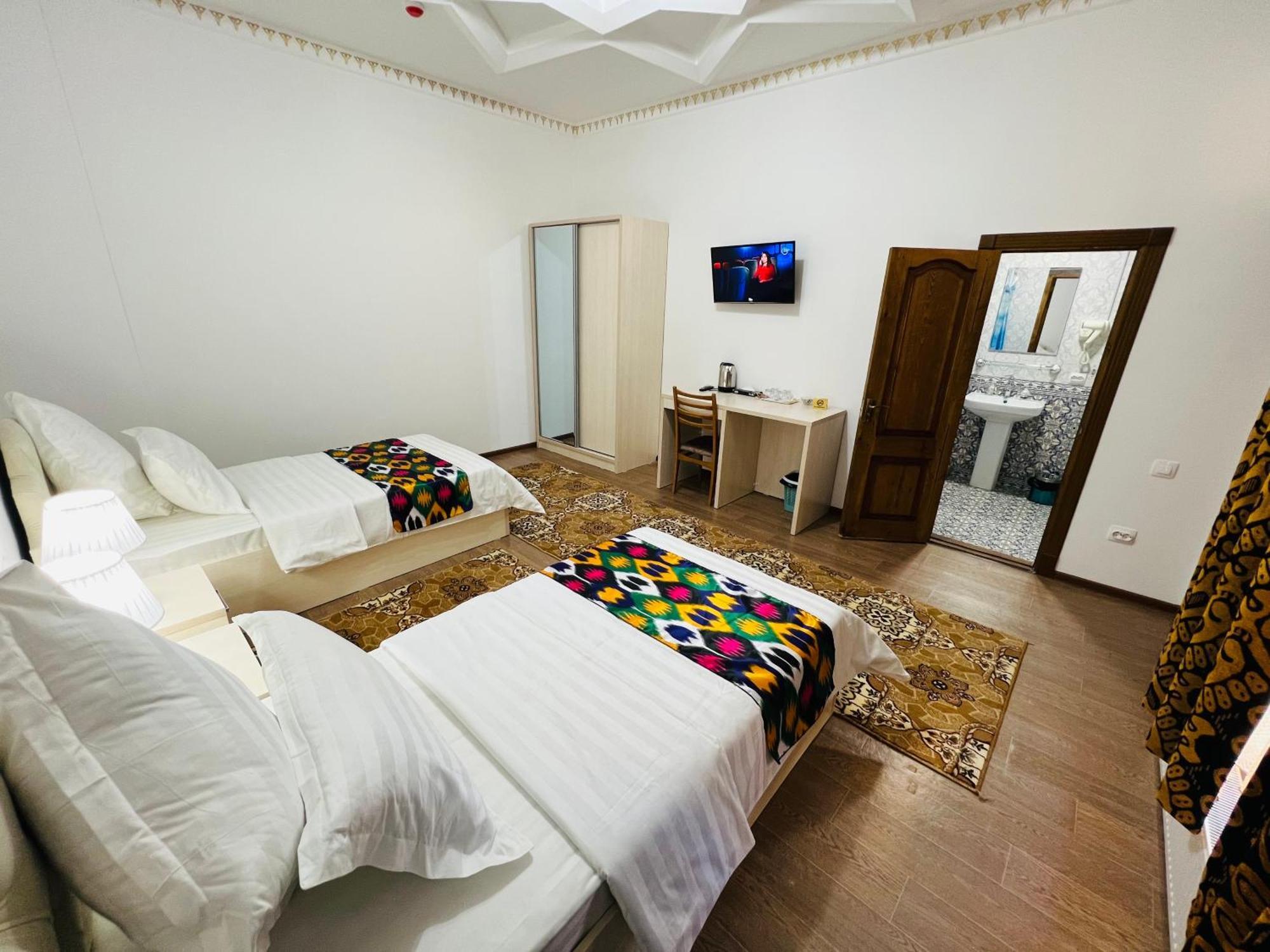 Lola Boutique Hotel بخارى المظهر الخارجي الصورة