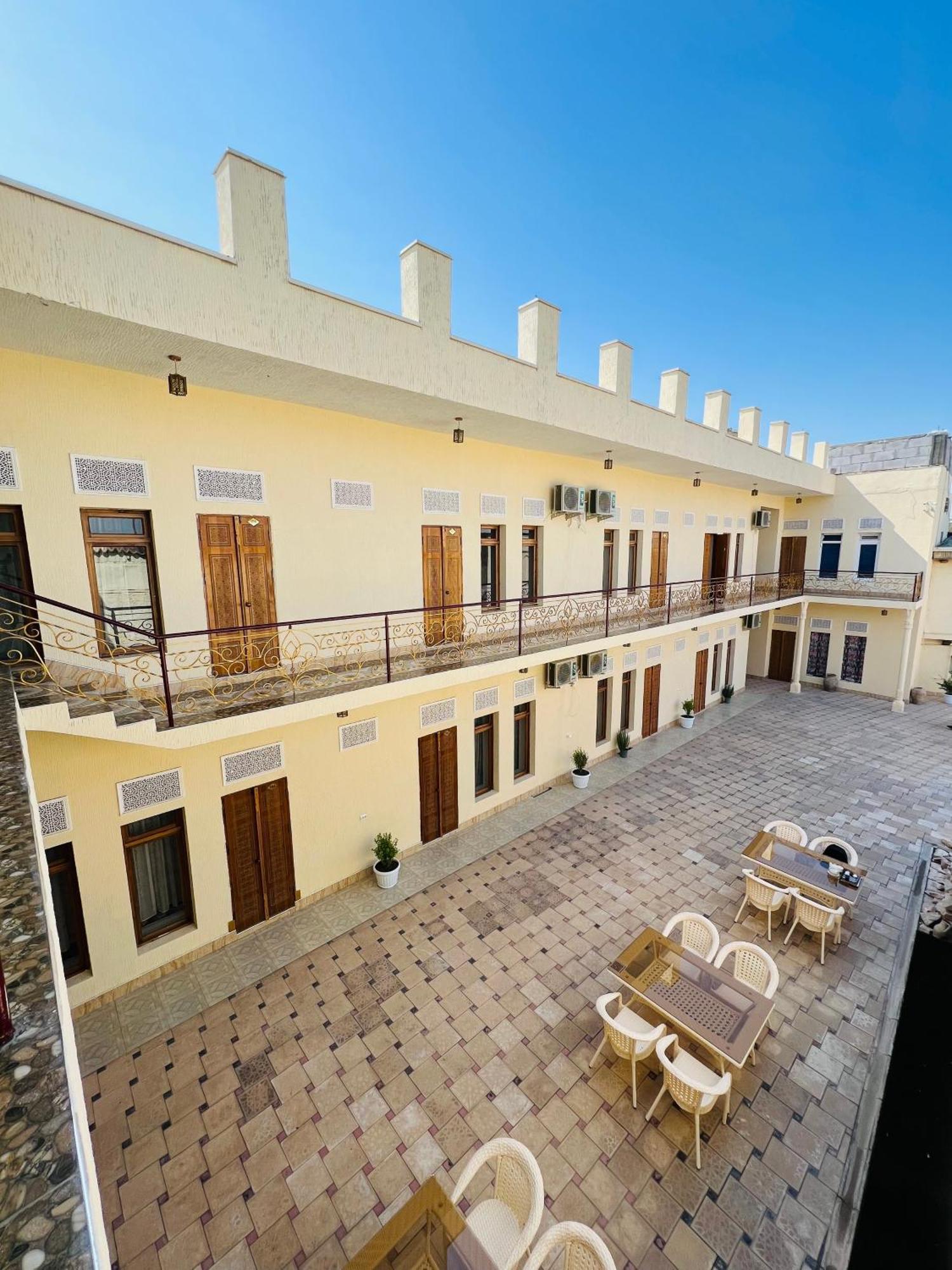 Lola Boutique Hotel بخارى المظهر الخارجي الصورة