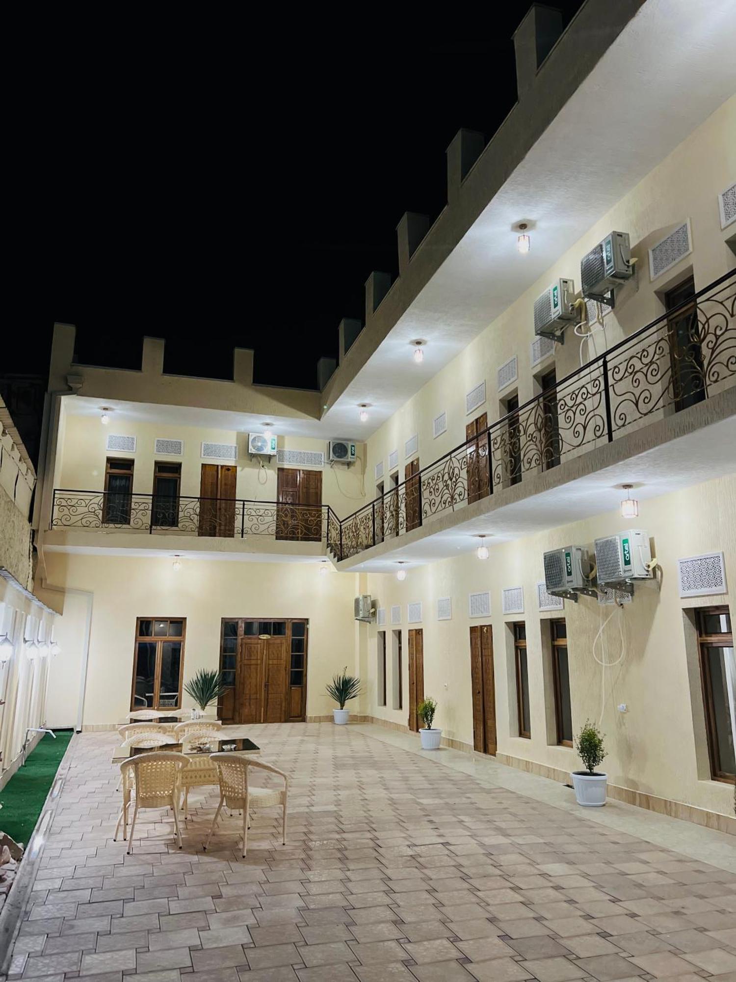 Lola Boutique Hotel بخارى المظهر الخارجي الصورة