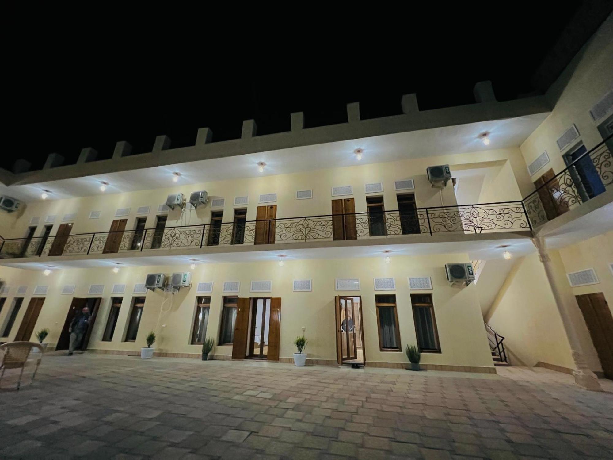 Lola Boutique Hotel بخارى المظهر الخارجي الصورة